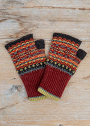 Eribé Alloa Open Mitts in Braemar and Oakley