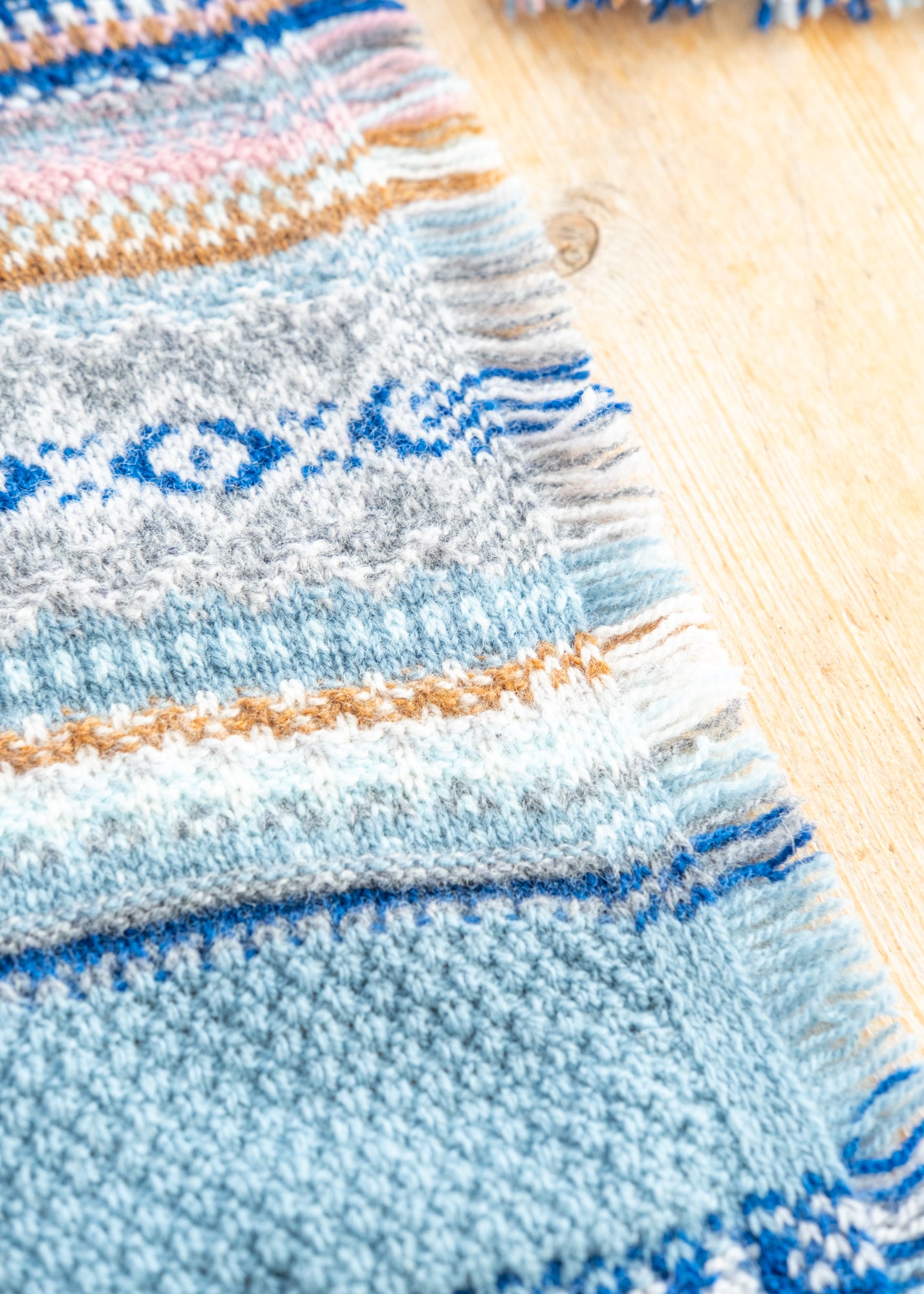 Eribé Alpine Scarf in Dew