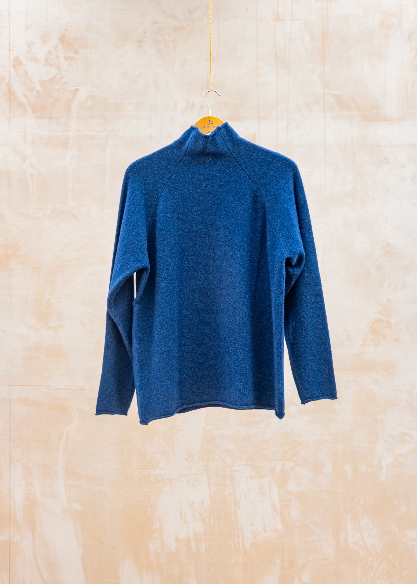 Eribé Corry Raglan Jumper in Regatta