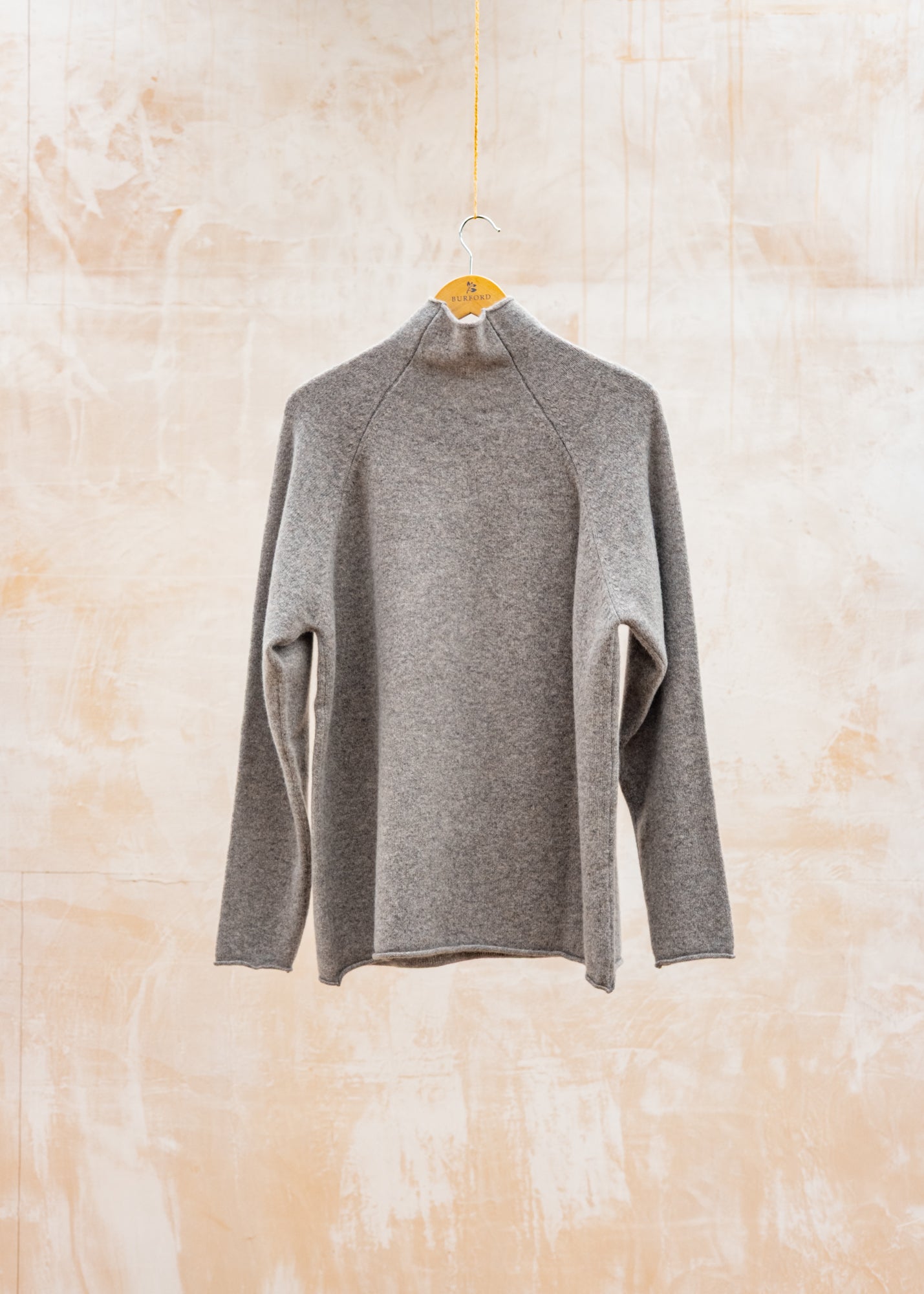 Eribé Corry Raglan Jumper in Vole