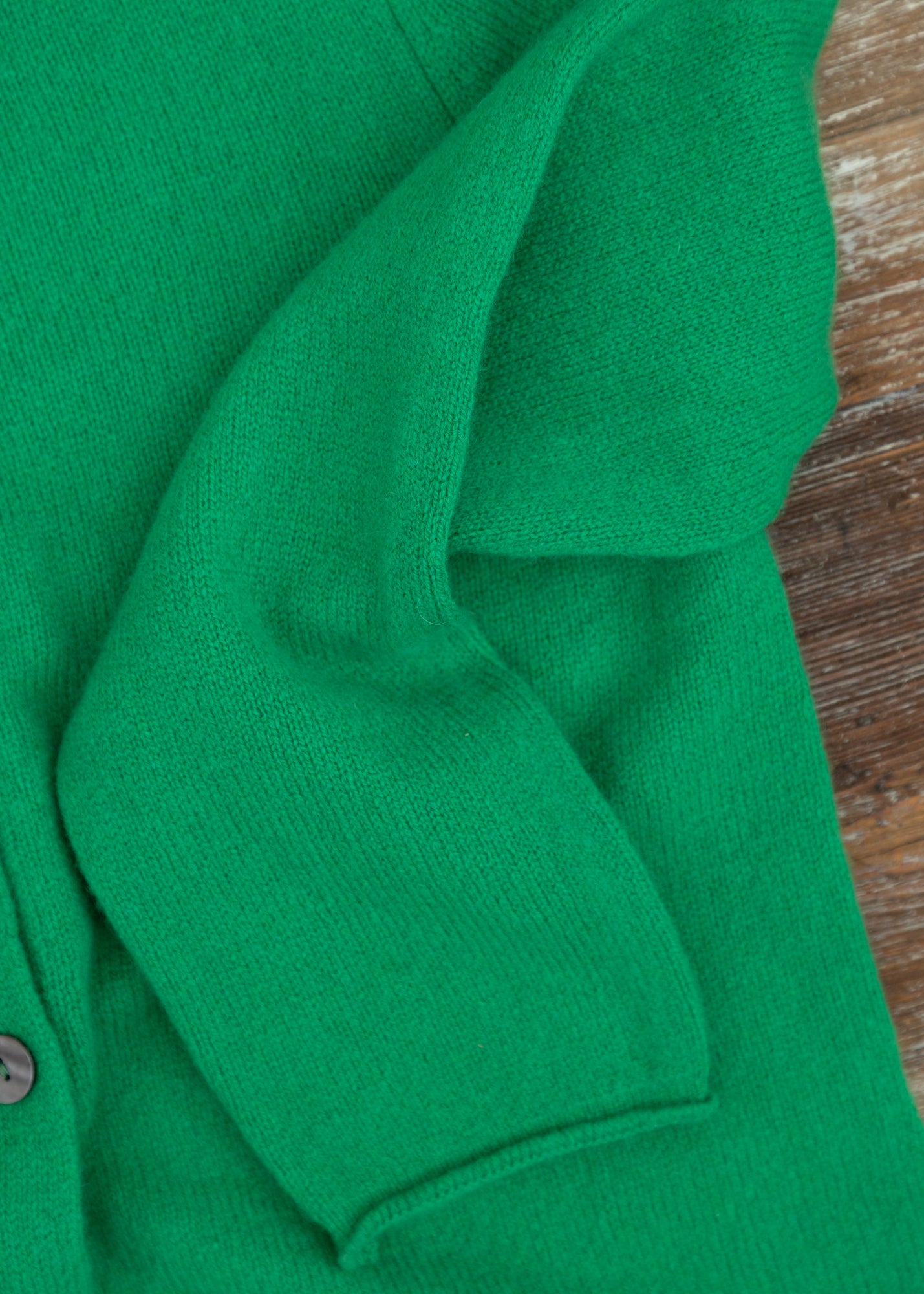 Eribé Corry Round Neck Cardigan in Billiard