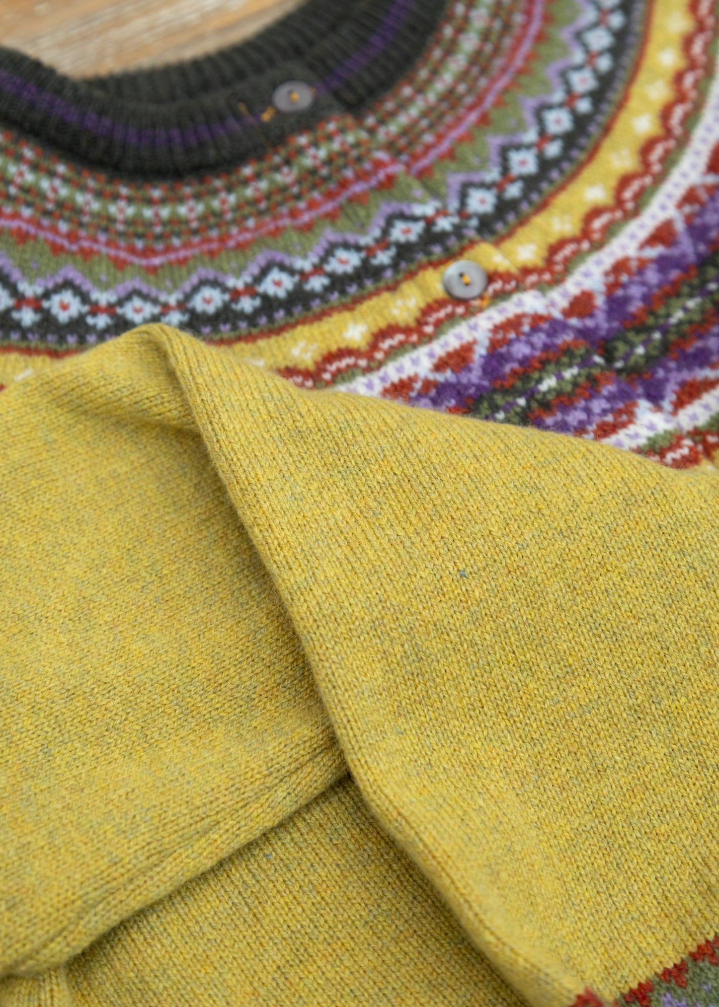 Eribé Short Alpine Cardigan in Findhorn