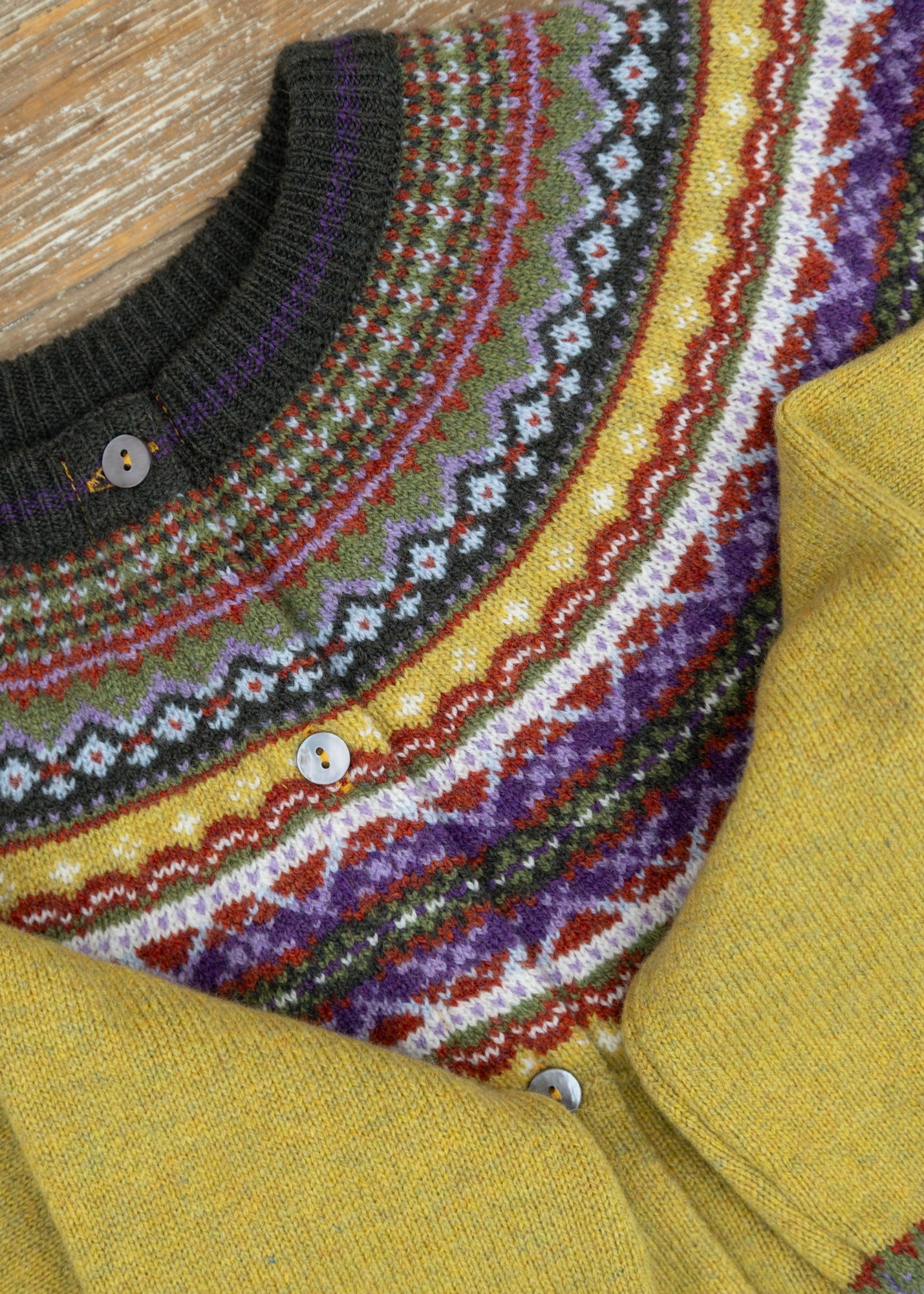 Eribé Short Alpine Cardigan in Findhorn