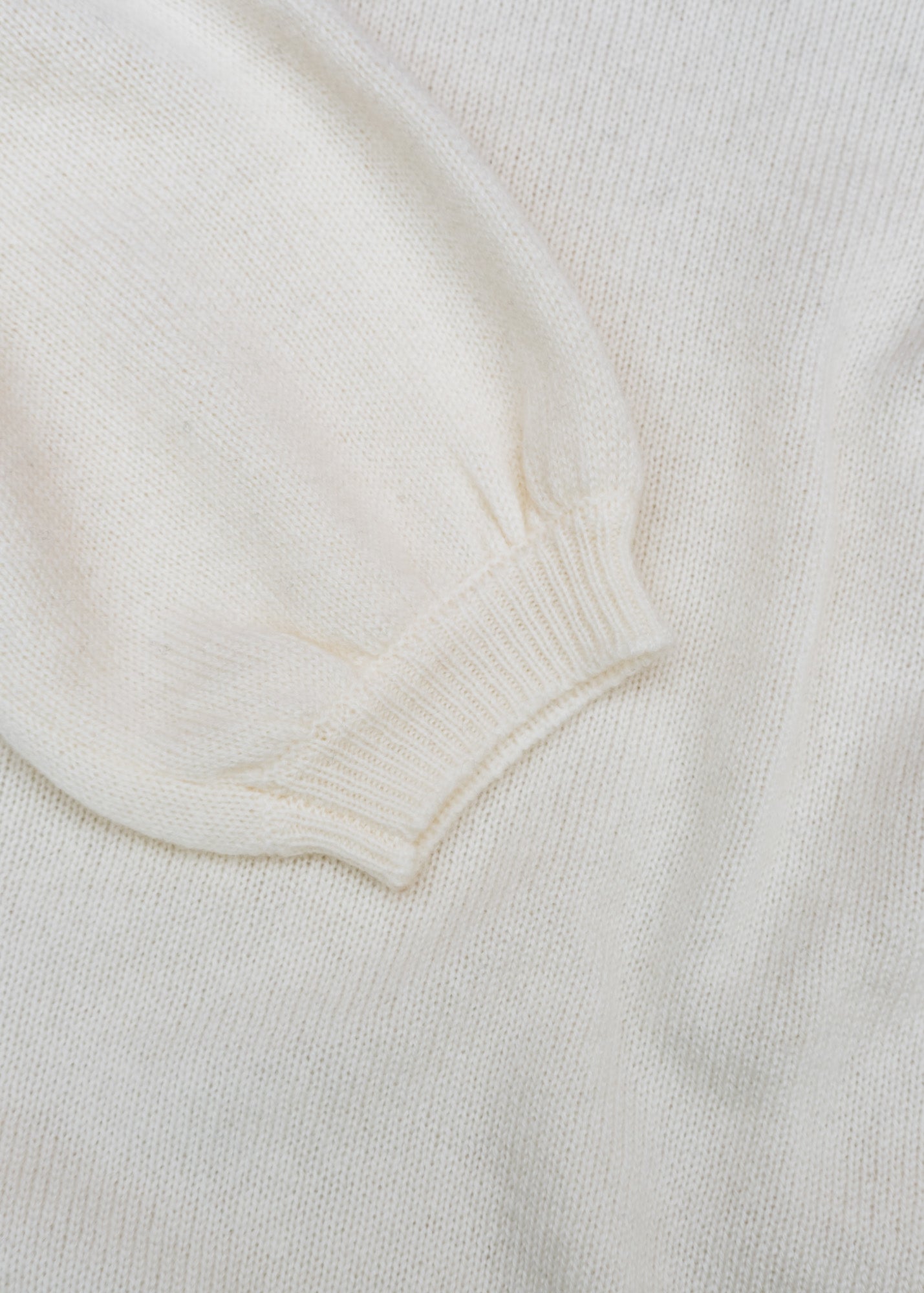Van Kukil Full Sleeve Kayla Crew Neck Jumper in Angel White