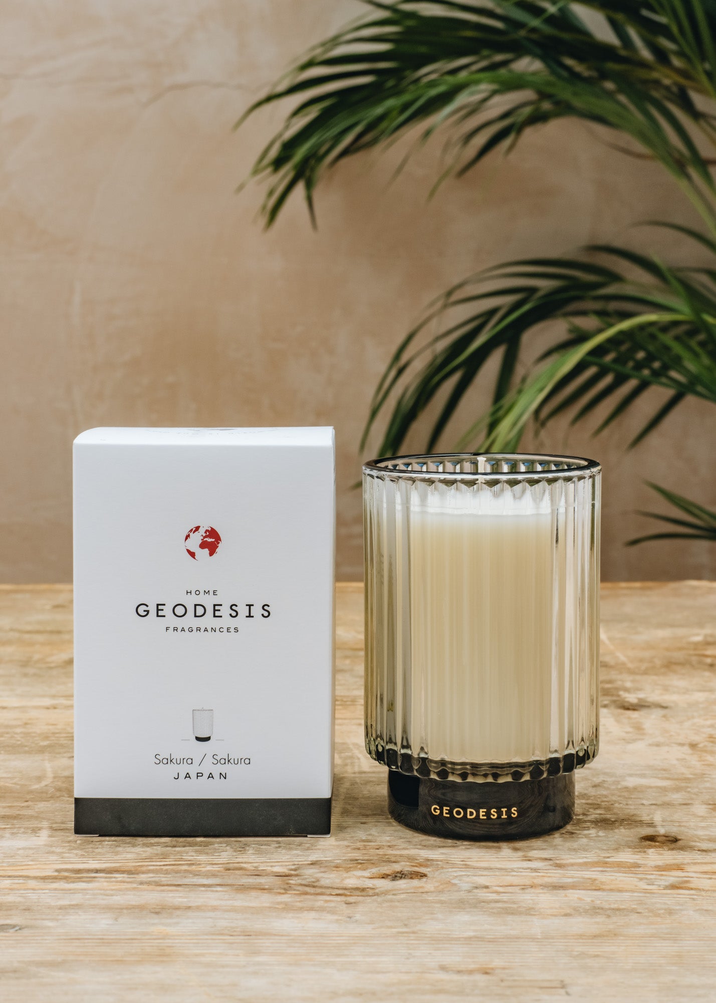 Geodesis Prestige Scented Candle in Sakura, 350g