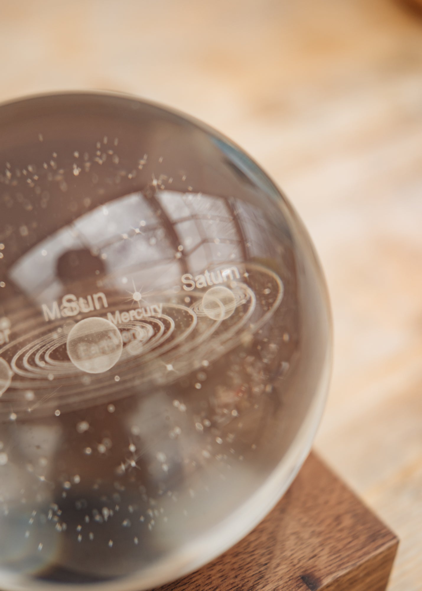 Gingko Large Crystal Light in Solar System