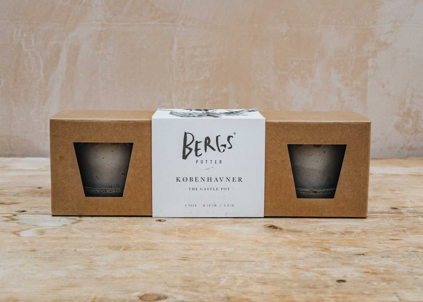 Bergs Potter Grey Copenhagen Pots 10cm, set of three pots and saucers