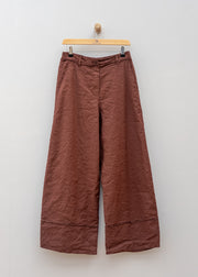Aequamente Pants in Amarena