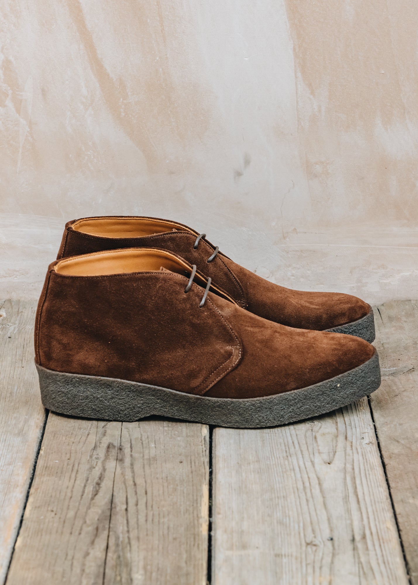 Sanders Men's Sanders Hi Top Suede Chukka Boots in Polo Snuff