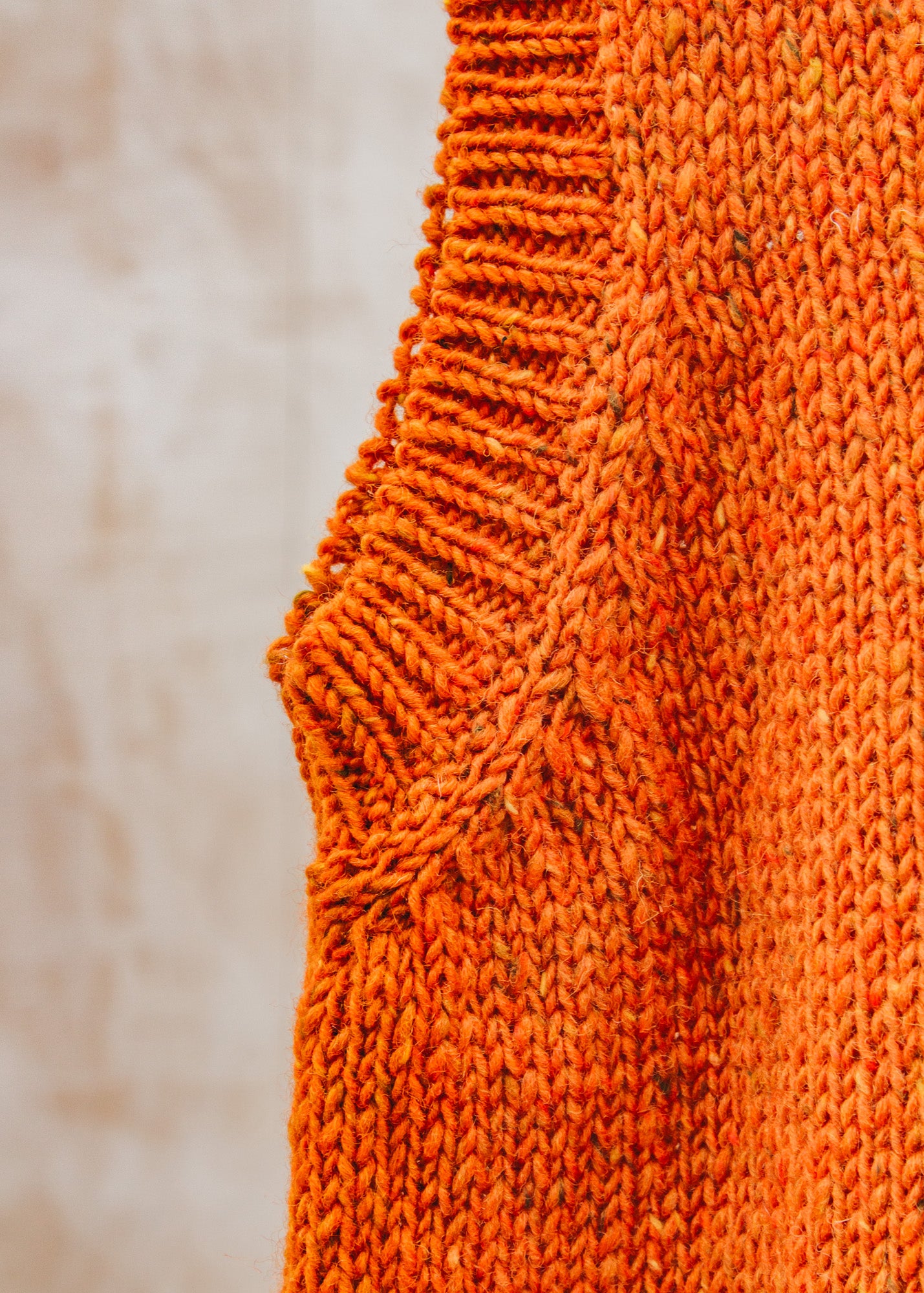 Howlin' Cosmic Spiele Vest Jumper in Orange Dreams