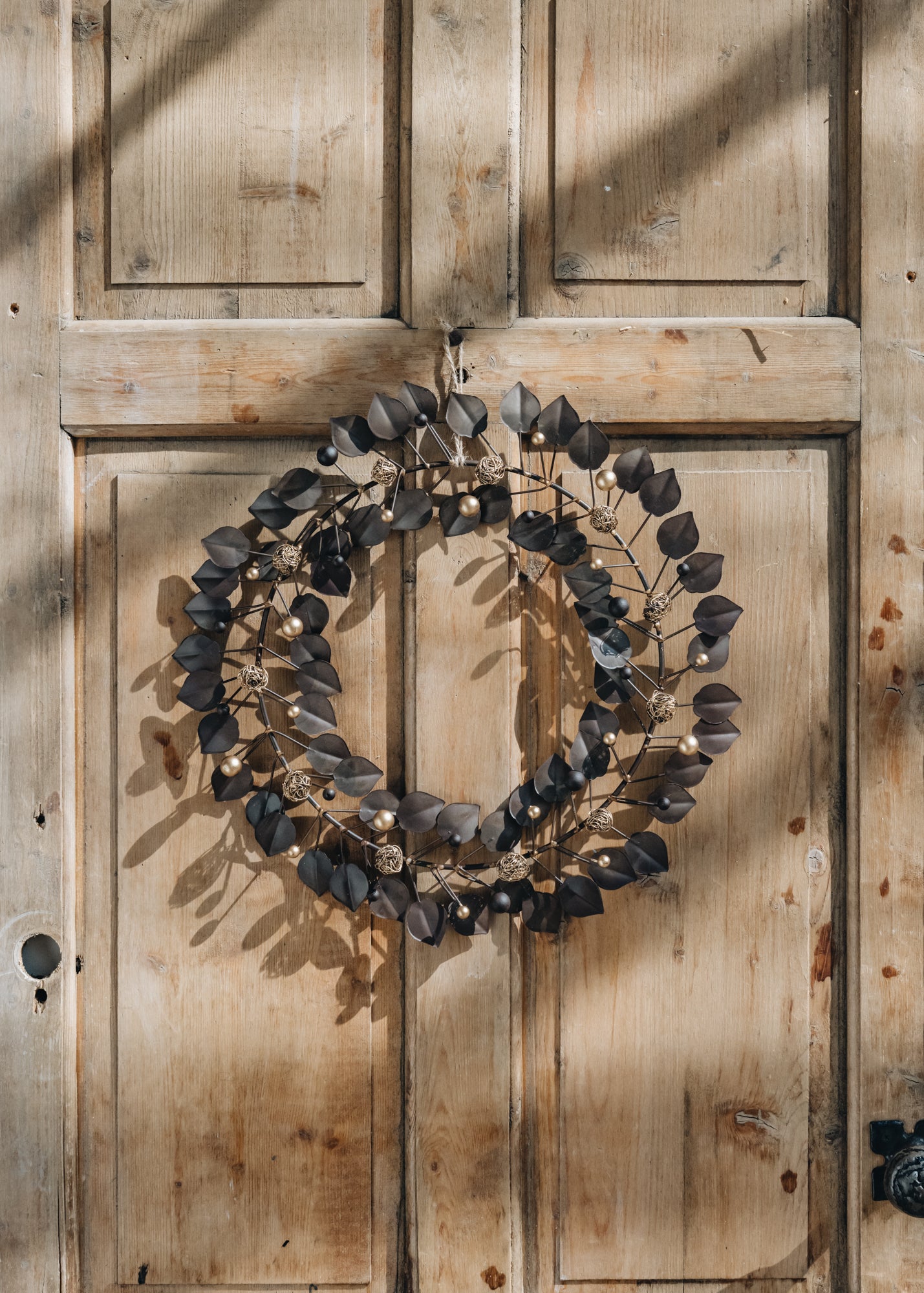Nkuku Nkuku Ishana Wreath in Antique Brass