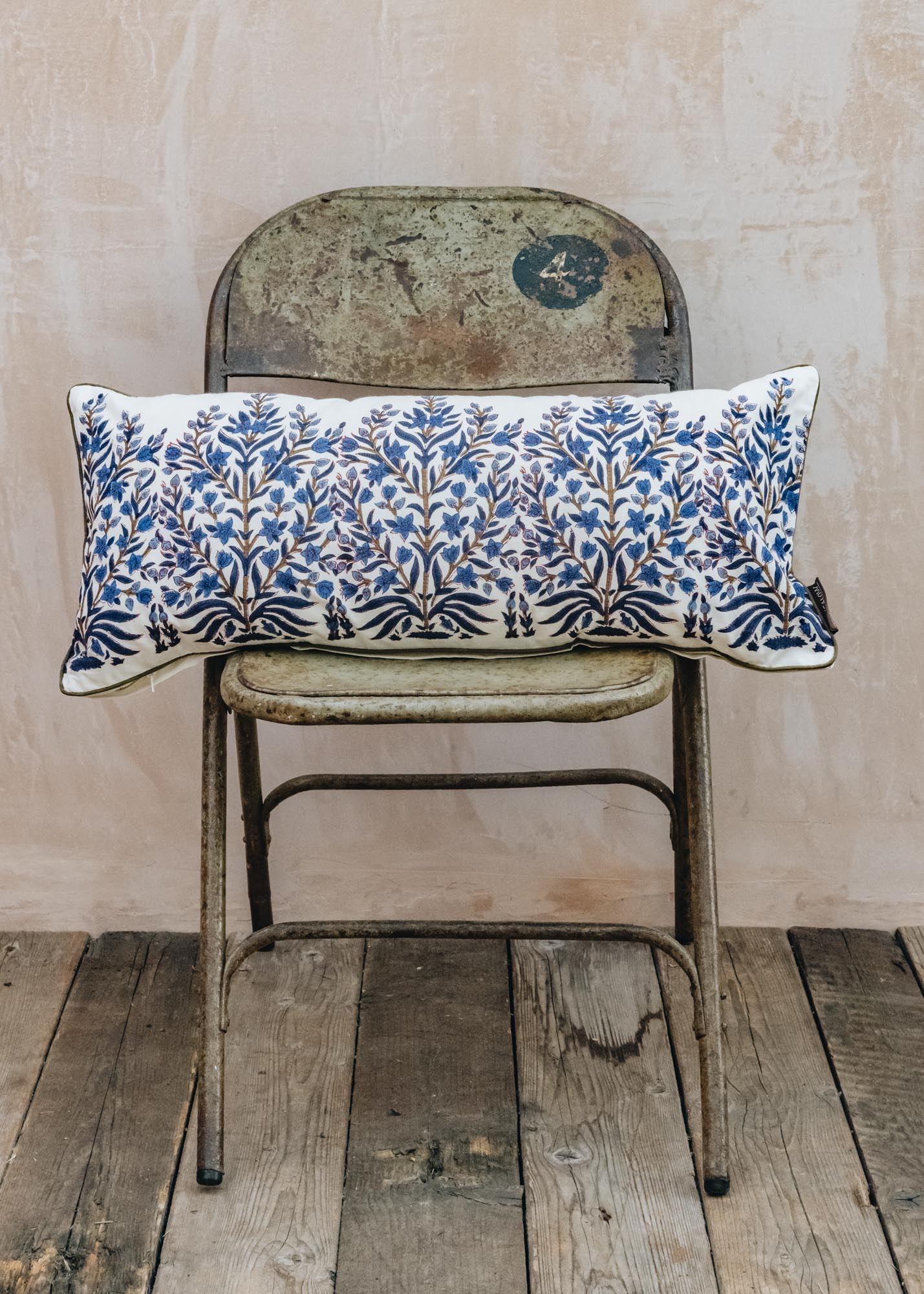 Bungalow Jasmine Indigo Cushion