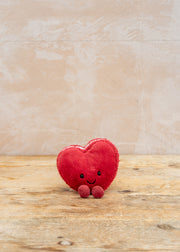 Amuseable Red Heart Macaron
