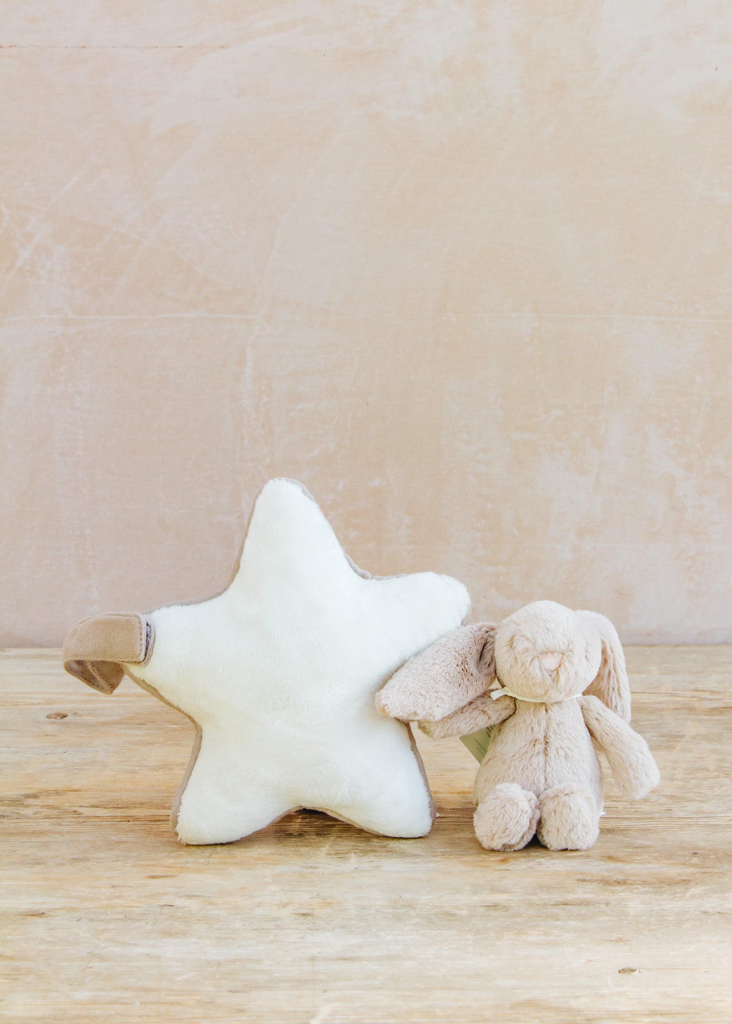 Jellycat Bashful Beige Bunny with Musical Pull