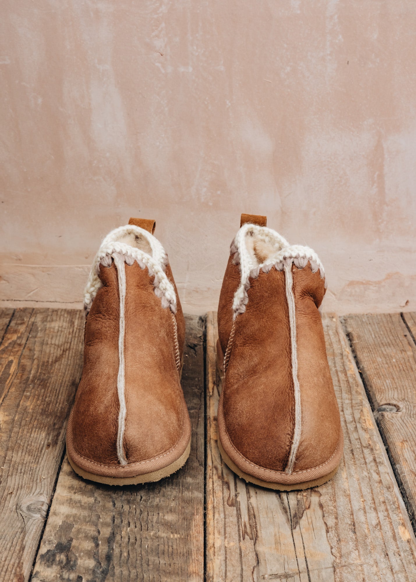 Shepherd of Sweden Women's Juliet Slippers in Antique Cognac