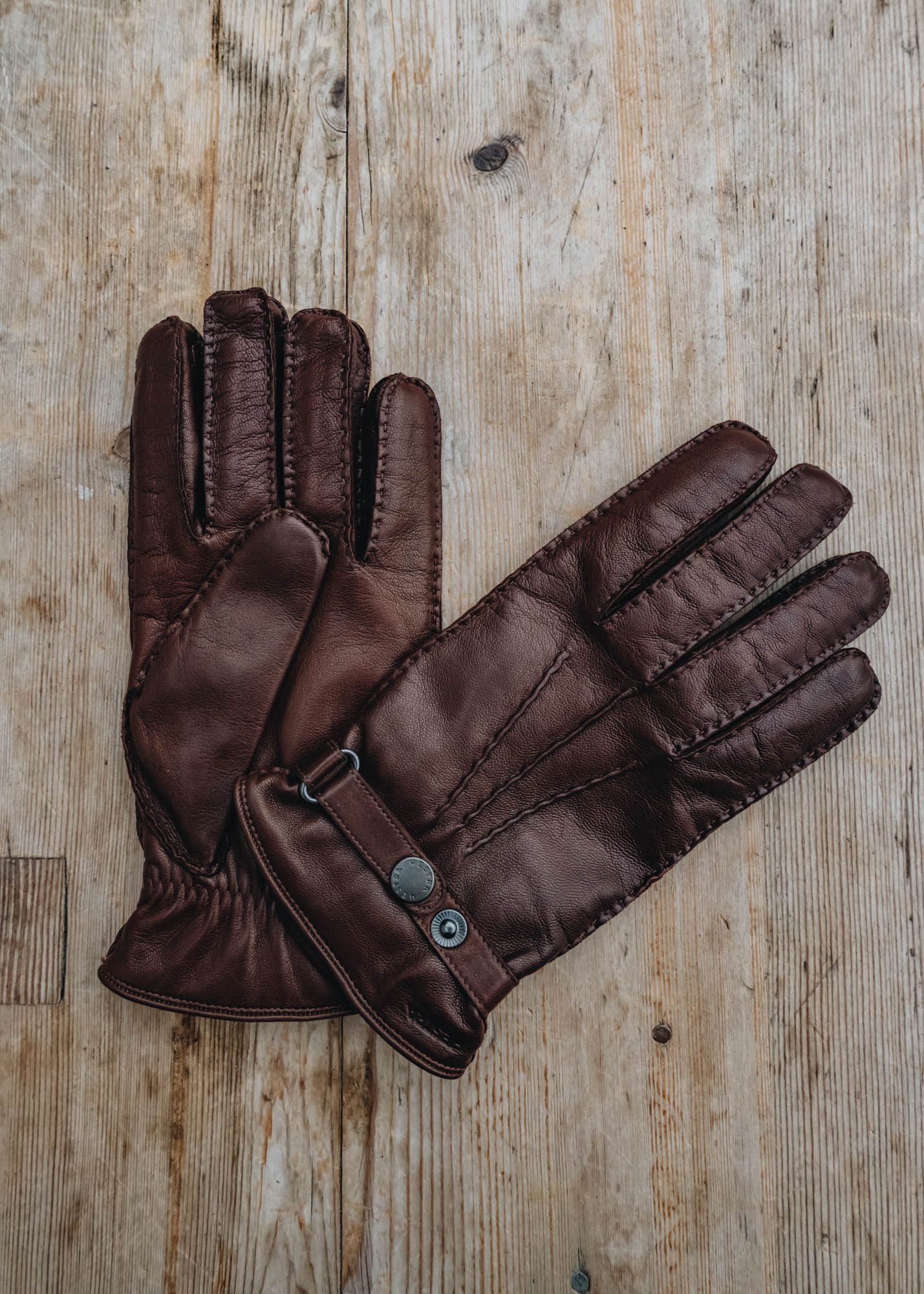 Hestra Kastanj Brown Leather Gloves