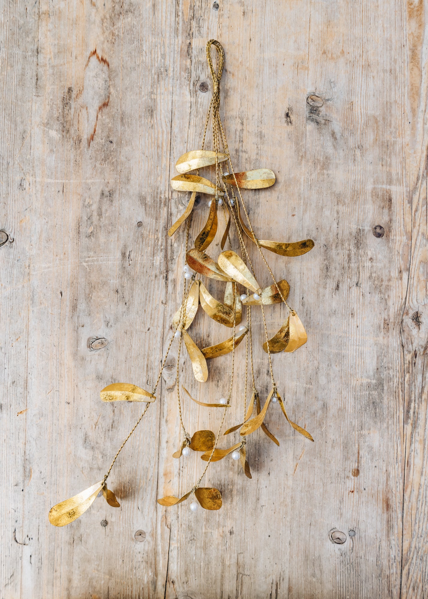Large Golden Christmas Mistletoe