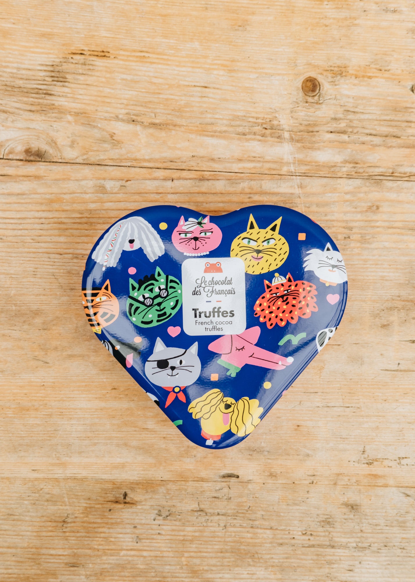 Le Chocolat des Français 'Les Chiens & Chats' Organic Dark Chocolate Truffles Heart Tin