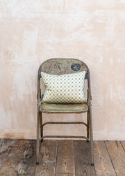 Le Monde Sauvage Bestiare Cushion in Huppe