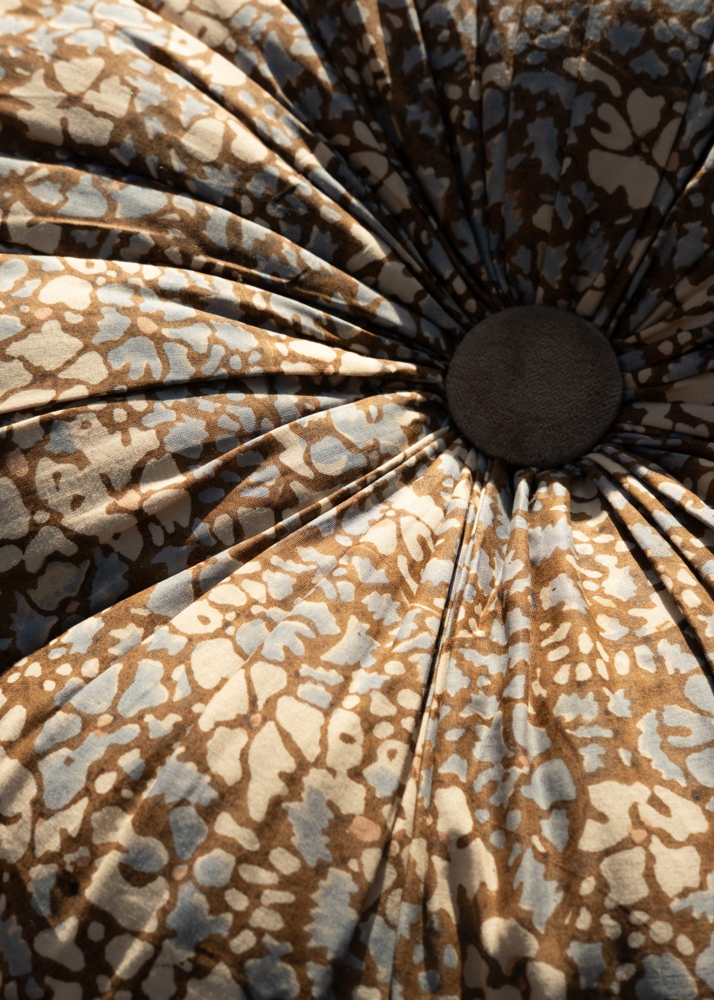 Le Monde Sauvage Totoro Round Cushion in Cuba – Burford Garden Co.