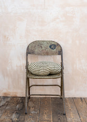 Rococo Totoro Round Cushion in Owaka