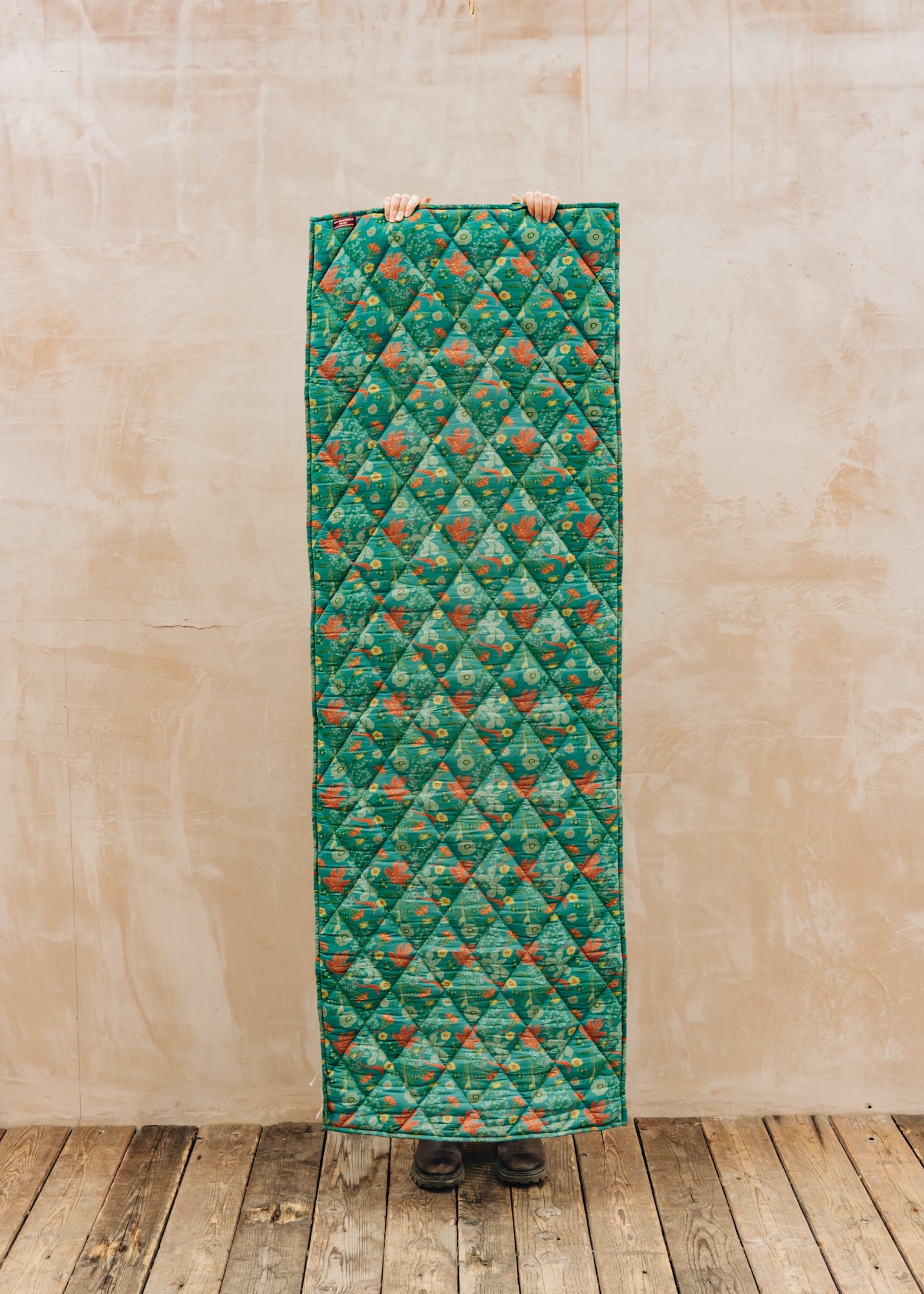 Les Touristes Yoga/Leisure Mat in Vibrant Green Columbia