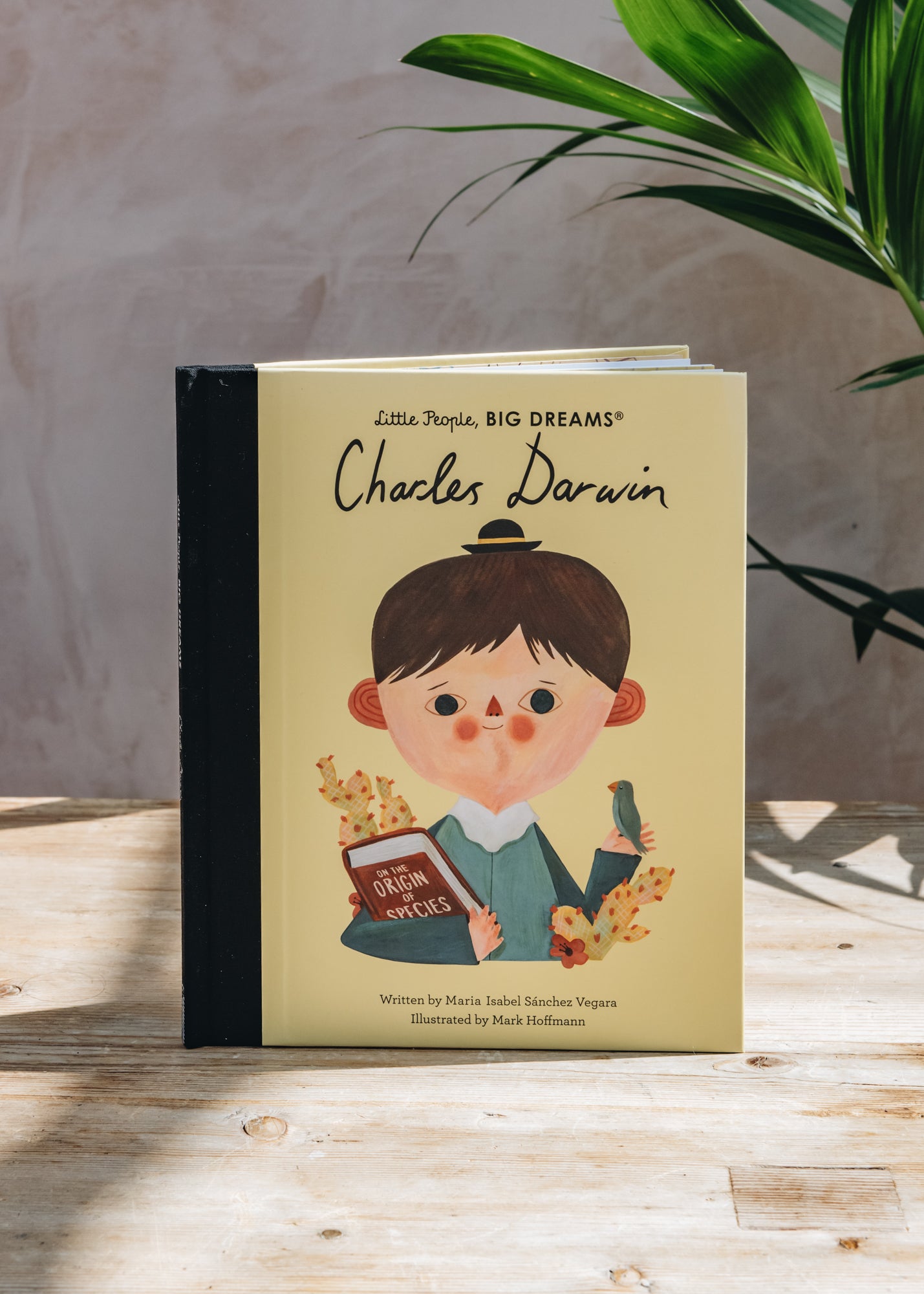 Children's Books Little People, Big Dreams: Charles Darwin
