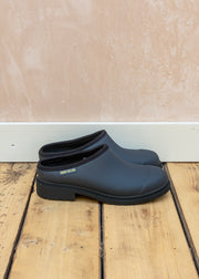 Plum & Ashby Billie Clogs in Midnight Blue