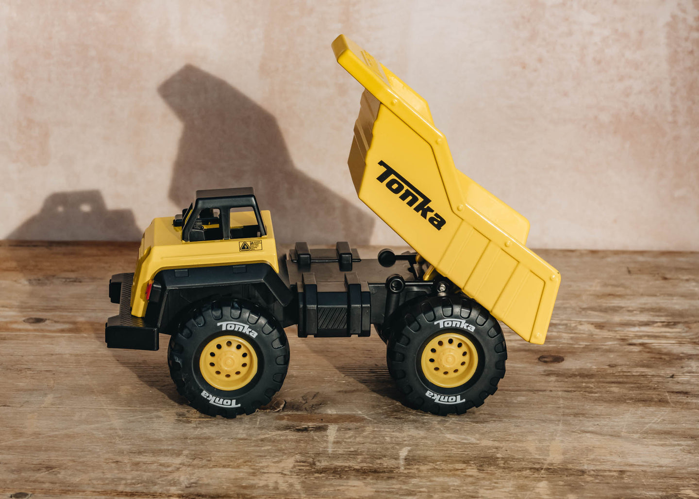 Tonka Mighty Metal Toy Dump Truck