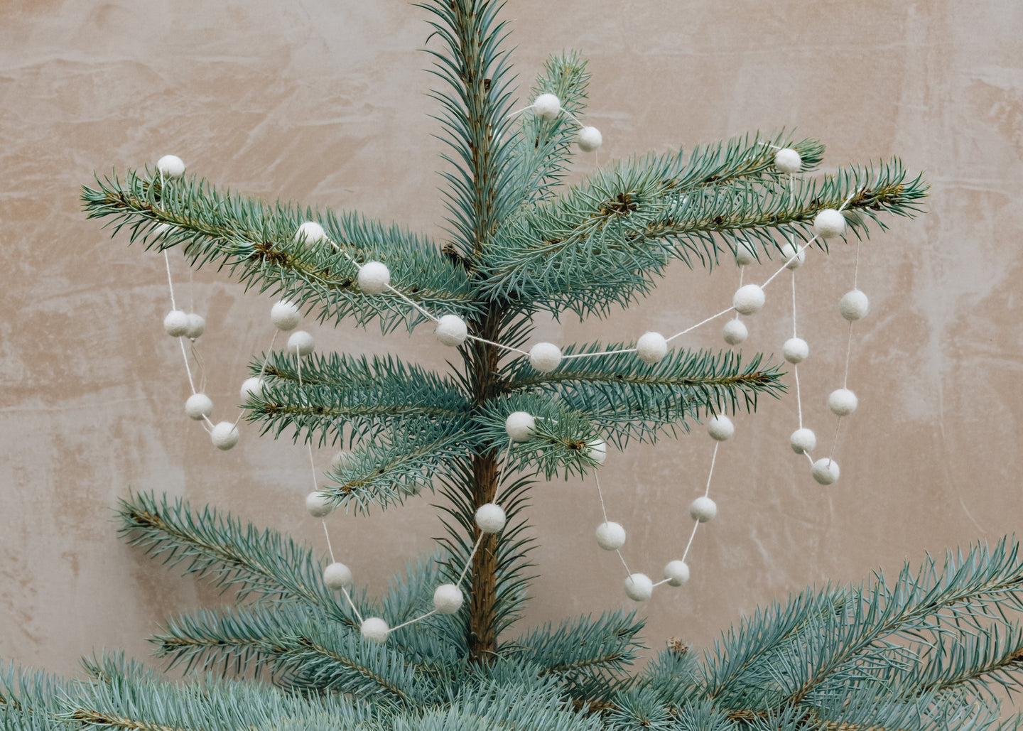 AfroArt Mini Felt Balls Garland