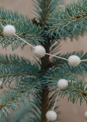 A World of Craft AfroArt Mini Felt Balls Garland