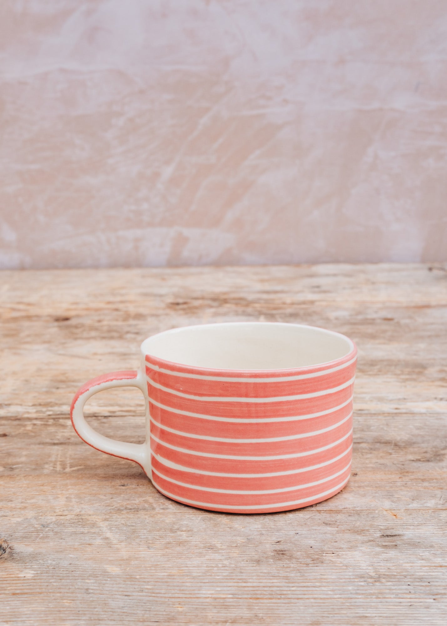 Maggie: Timeless Flowers Sgrafitto Mug in Rose