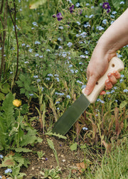 Niwaki S-Type Hori Hori Weeding Trowel