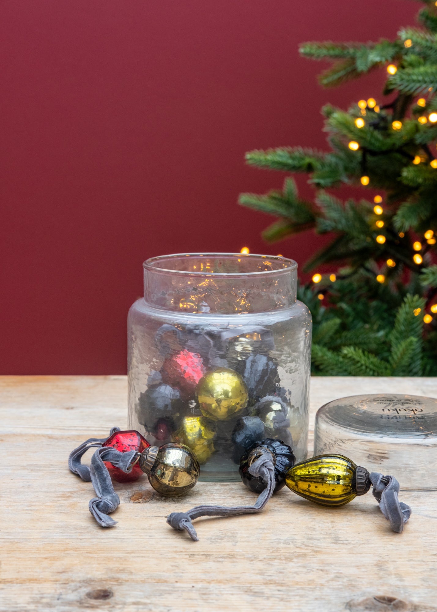 Adisa Mixed Bauble Jar, 16 baubles