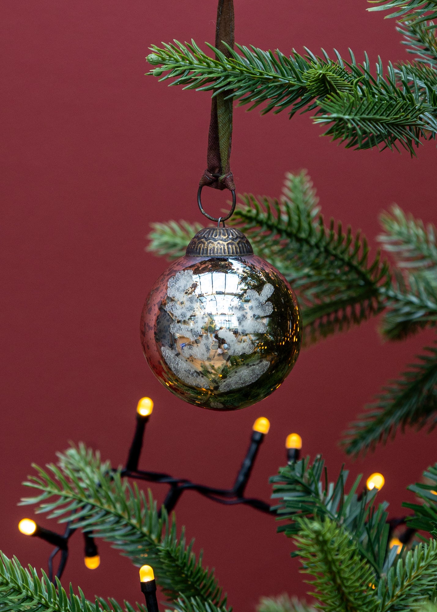 Antique Gold Bauble, 6cm