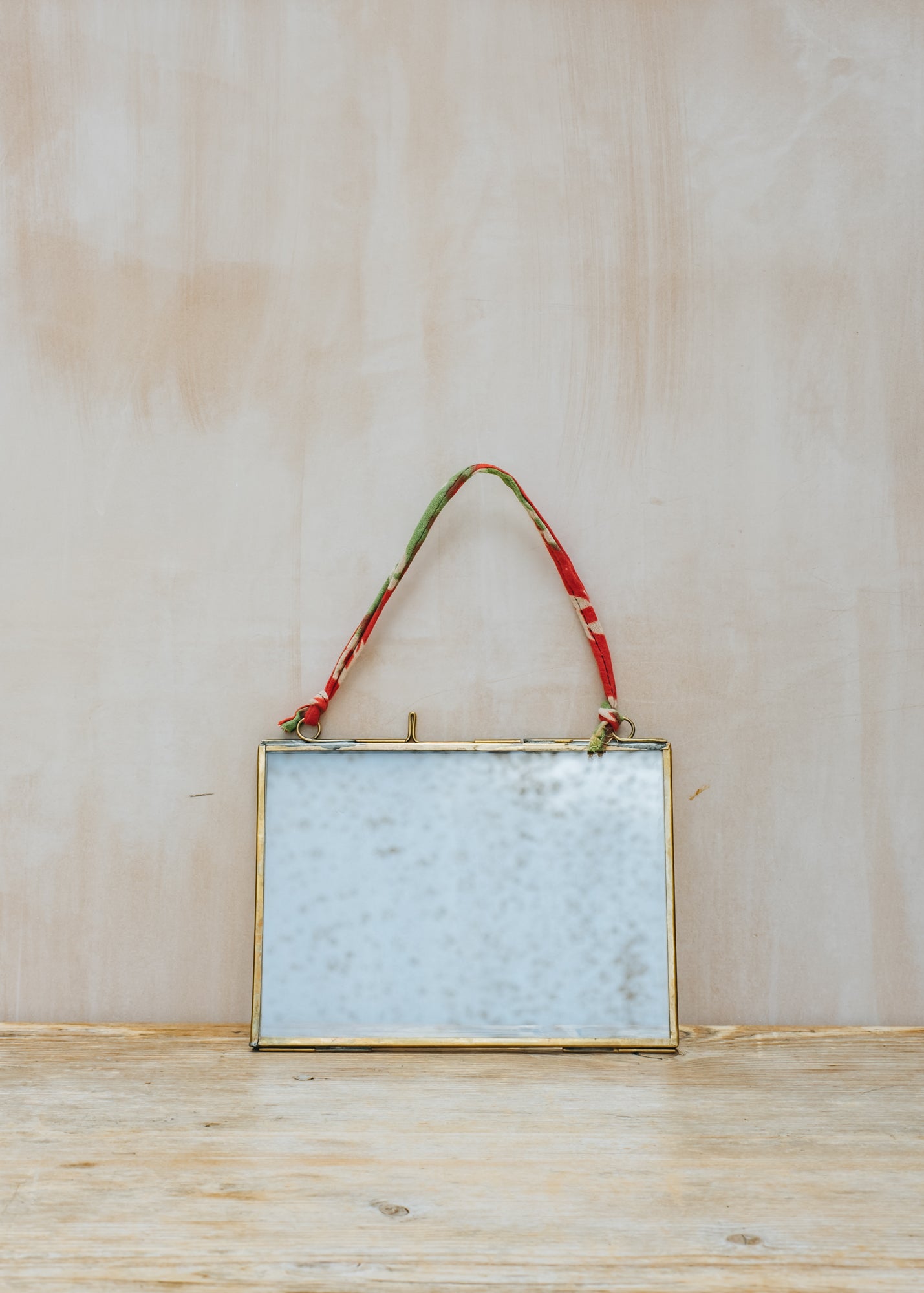 Kiko Brass Clear Glass Hanging Photo Frame in Landscape 5x7