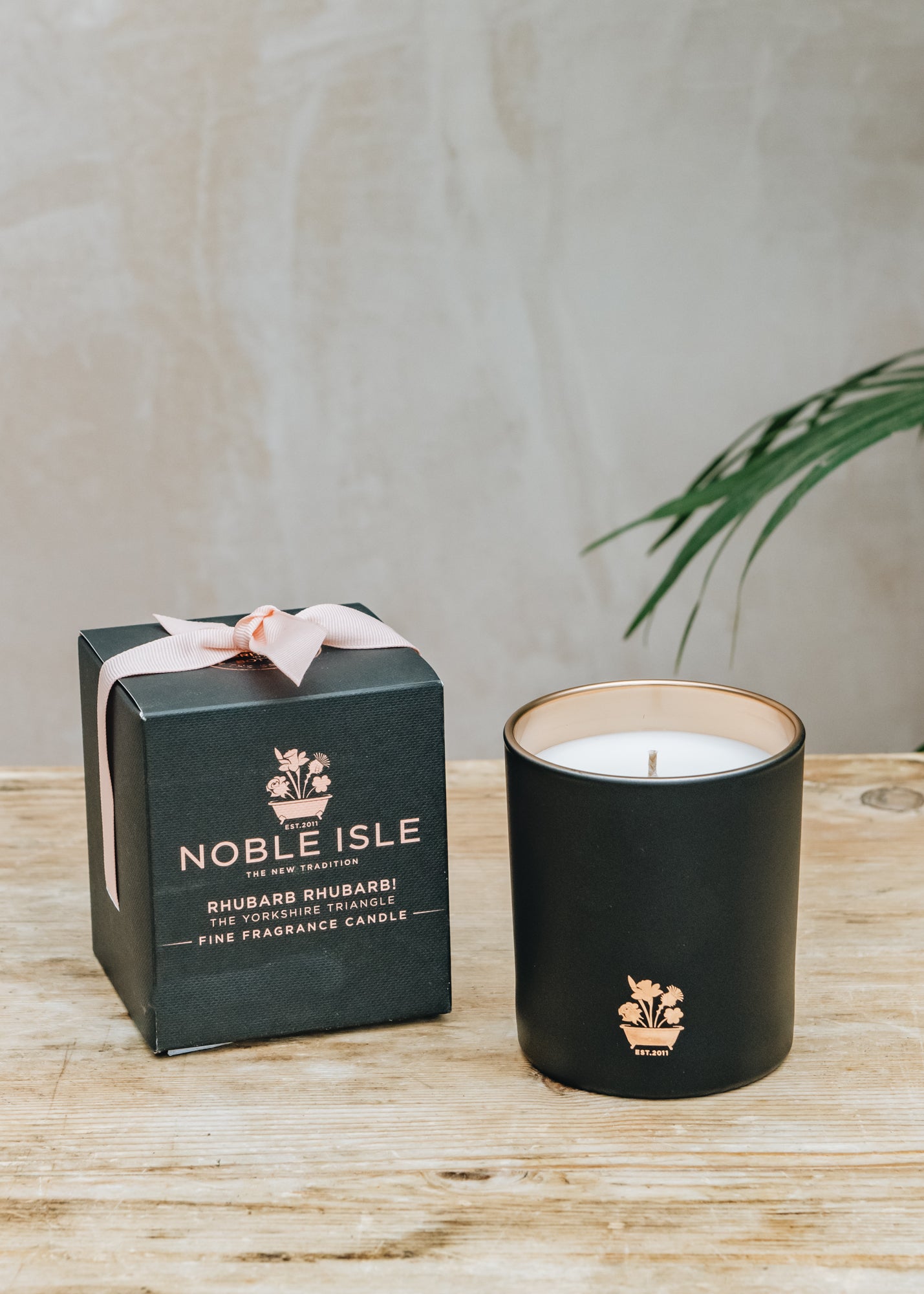 Candle in Rhubarb Rhubarb Noble Isle Burford Garden Co.