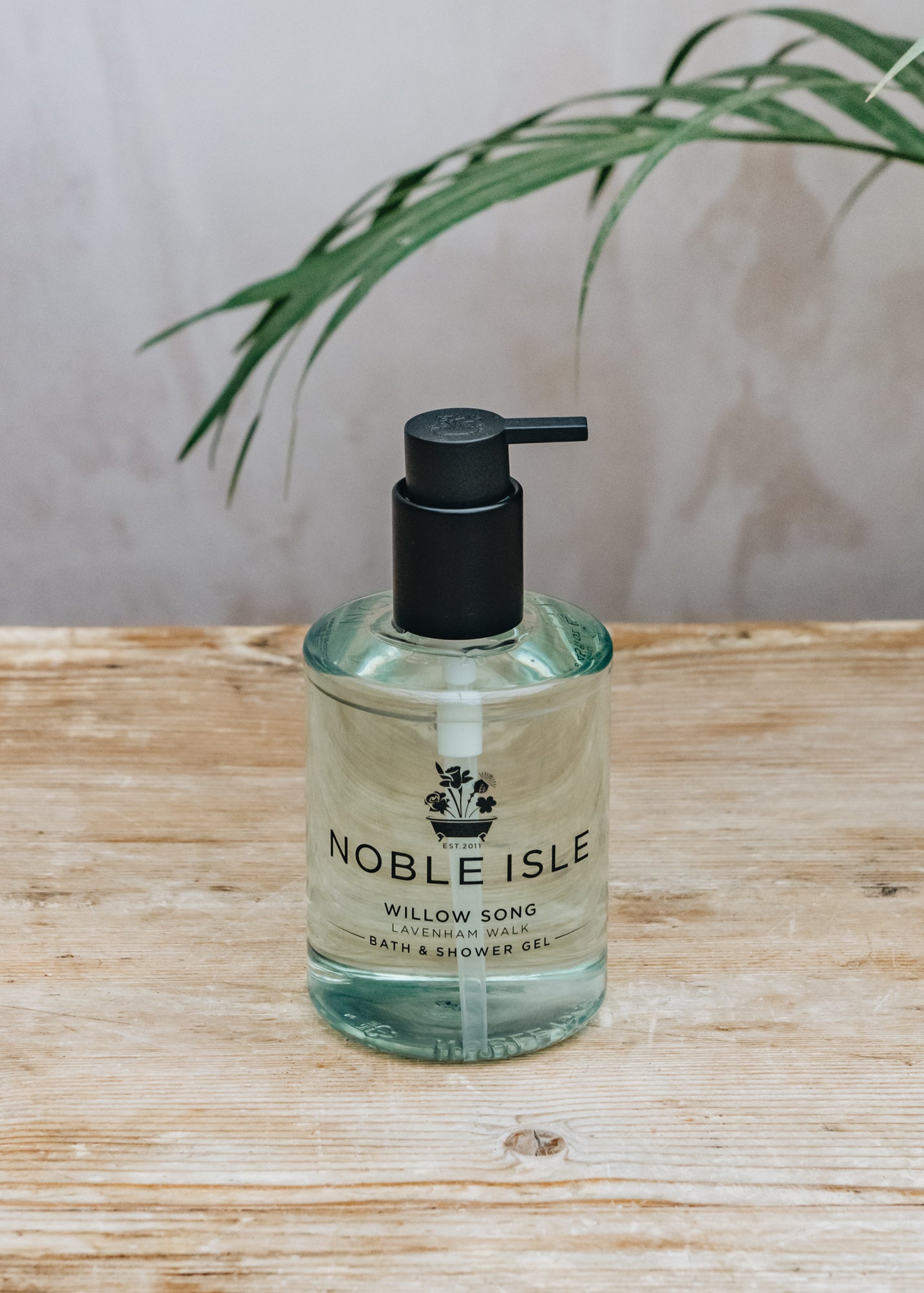 Noble Isle Noble Isle Bath and Shower Gel in Willow Song