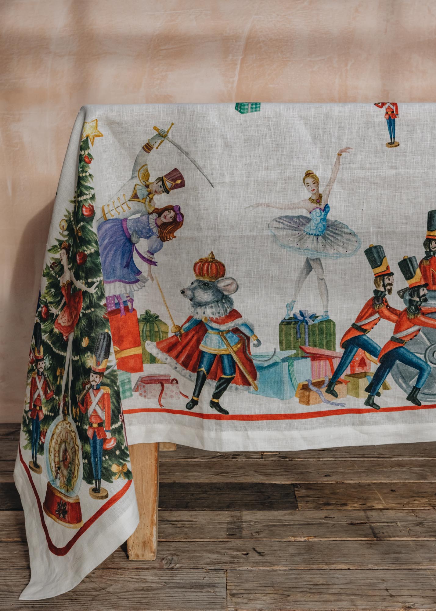Tessitura Toscana Nutcracker Tablecloth