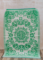 Outdoor Recycled Plastic Carpet in Green with Flower Borders, 210cm x 150cm