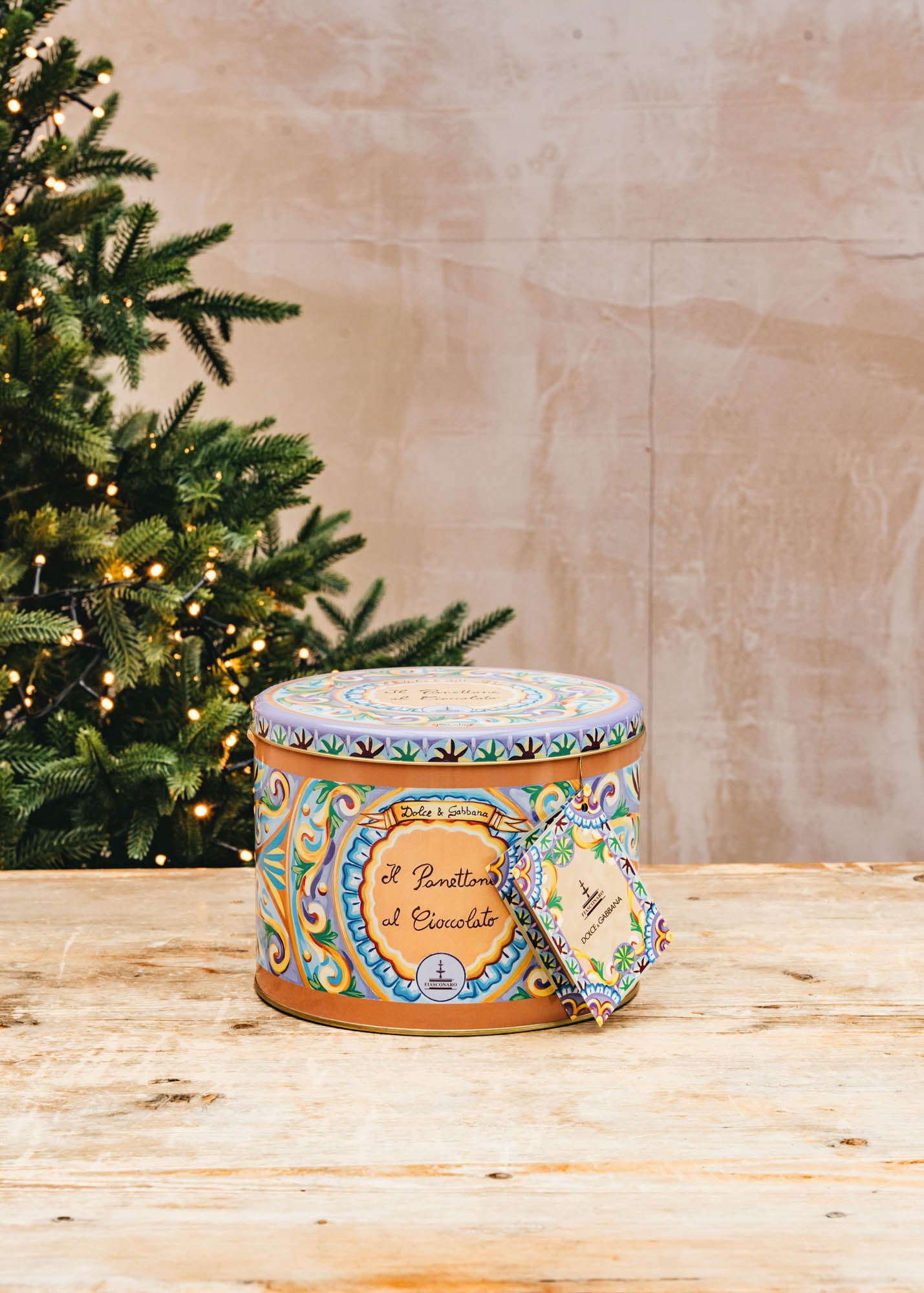 Panettone with Milk and Dark Chocolate, 500g