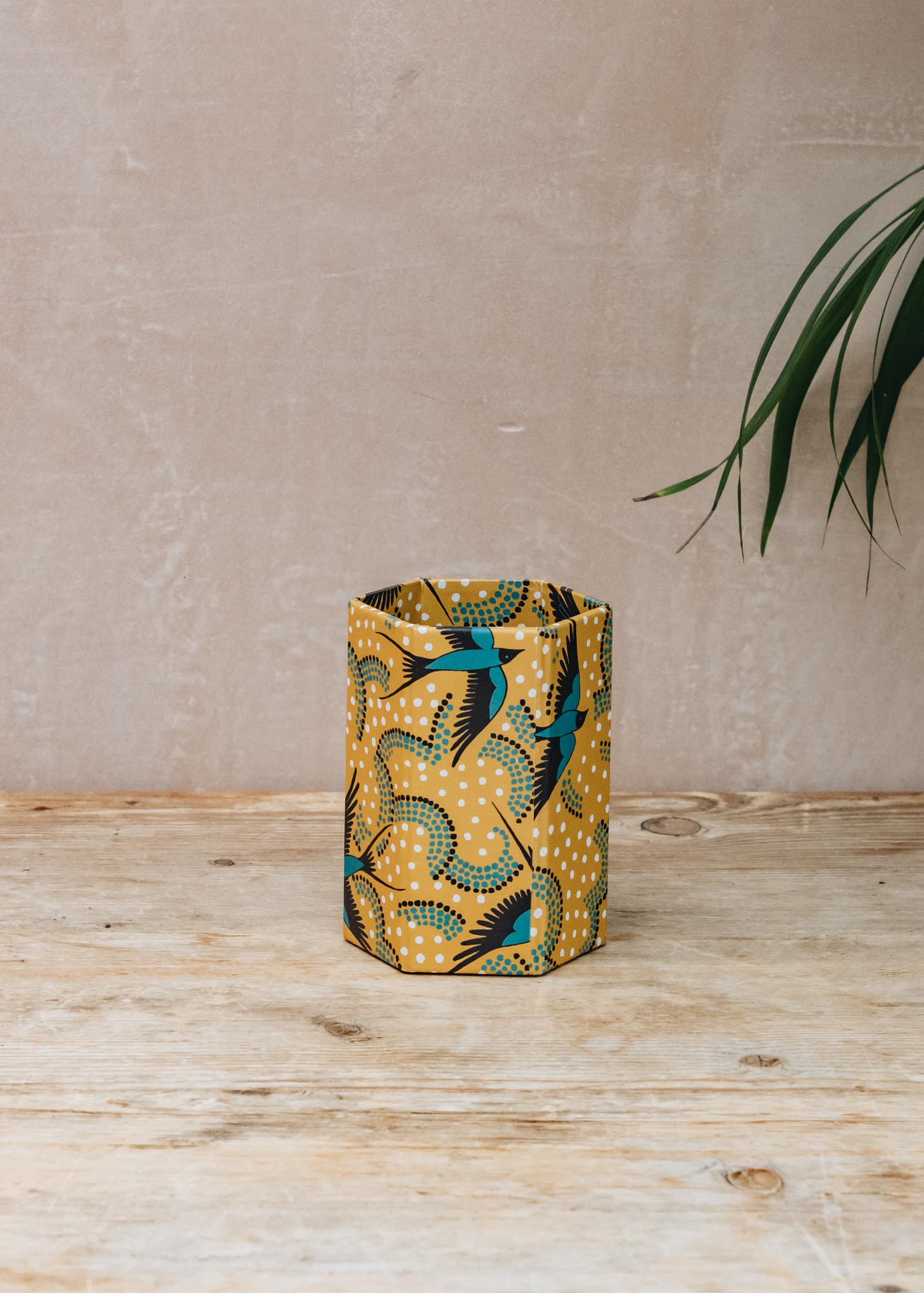 Papier Cressida Bell Pen Pot in Bluebirds