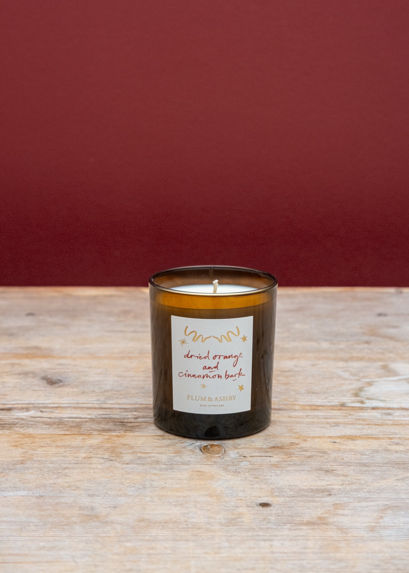 Plum & Ashby Scented Candle in Dried Orange and Cinnamon Bark