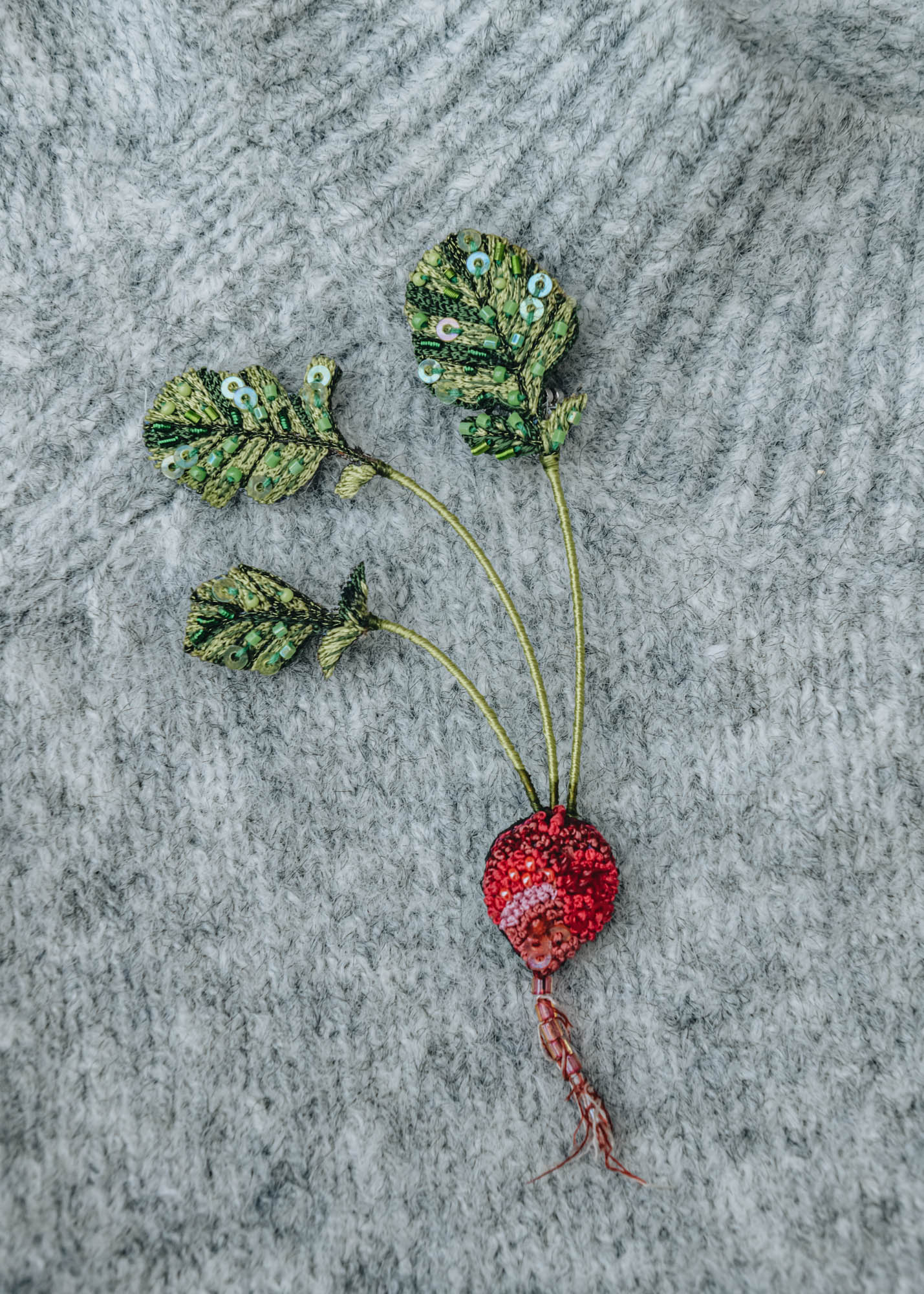 Trovelore Trovelore Red Radish Brooch
