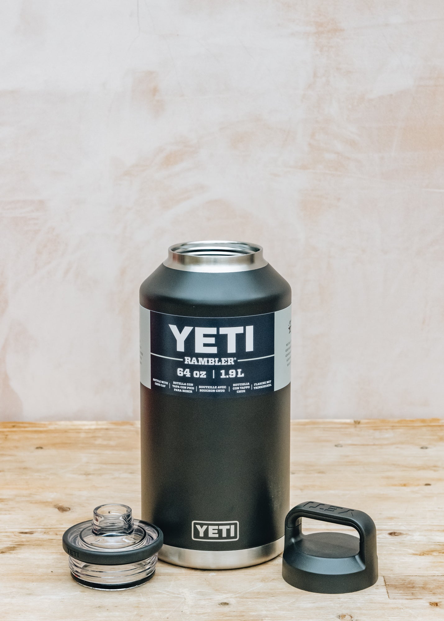 Yeti - 64 oz Rambler Bottle with Chug Cap Black