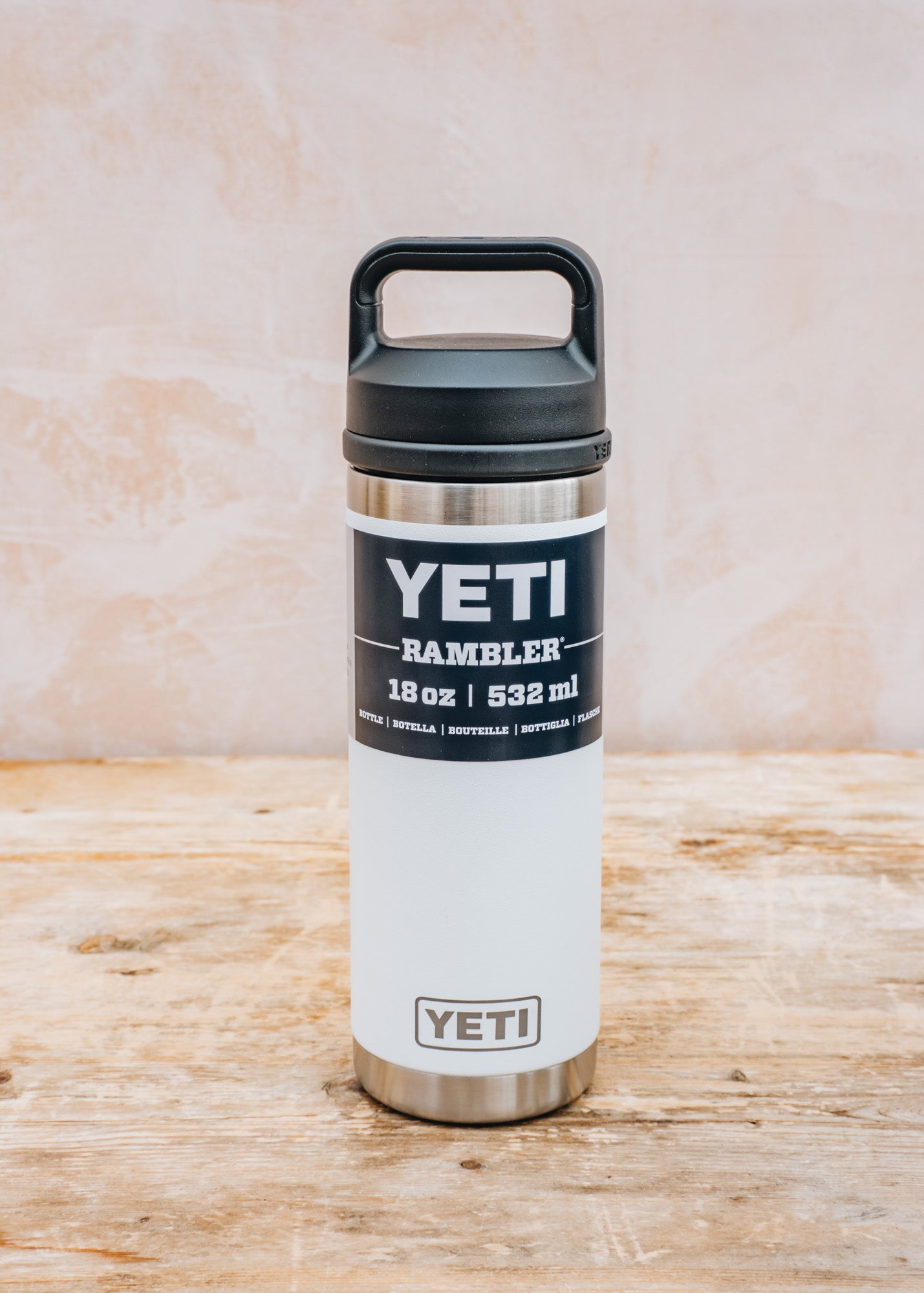 ジ*ン様 YETI RAMBLER 18 oz BOTTLE YETI Rambler 18 oz Insulated Water Bottle w/ Chug Cap