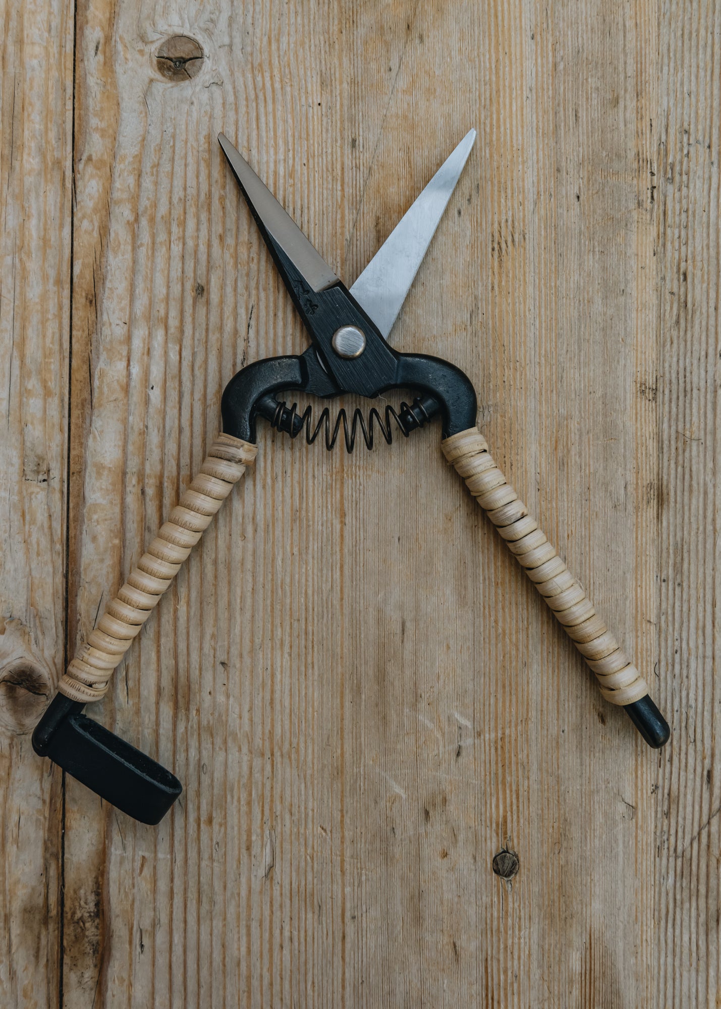 Niwaki Niwaki Rattan Snips