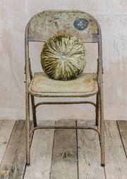 Round Velvet Cushion in Absinthe