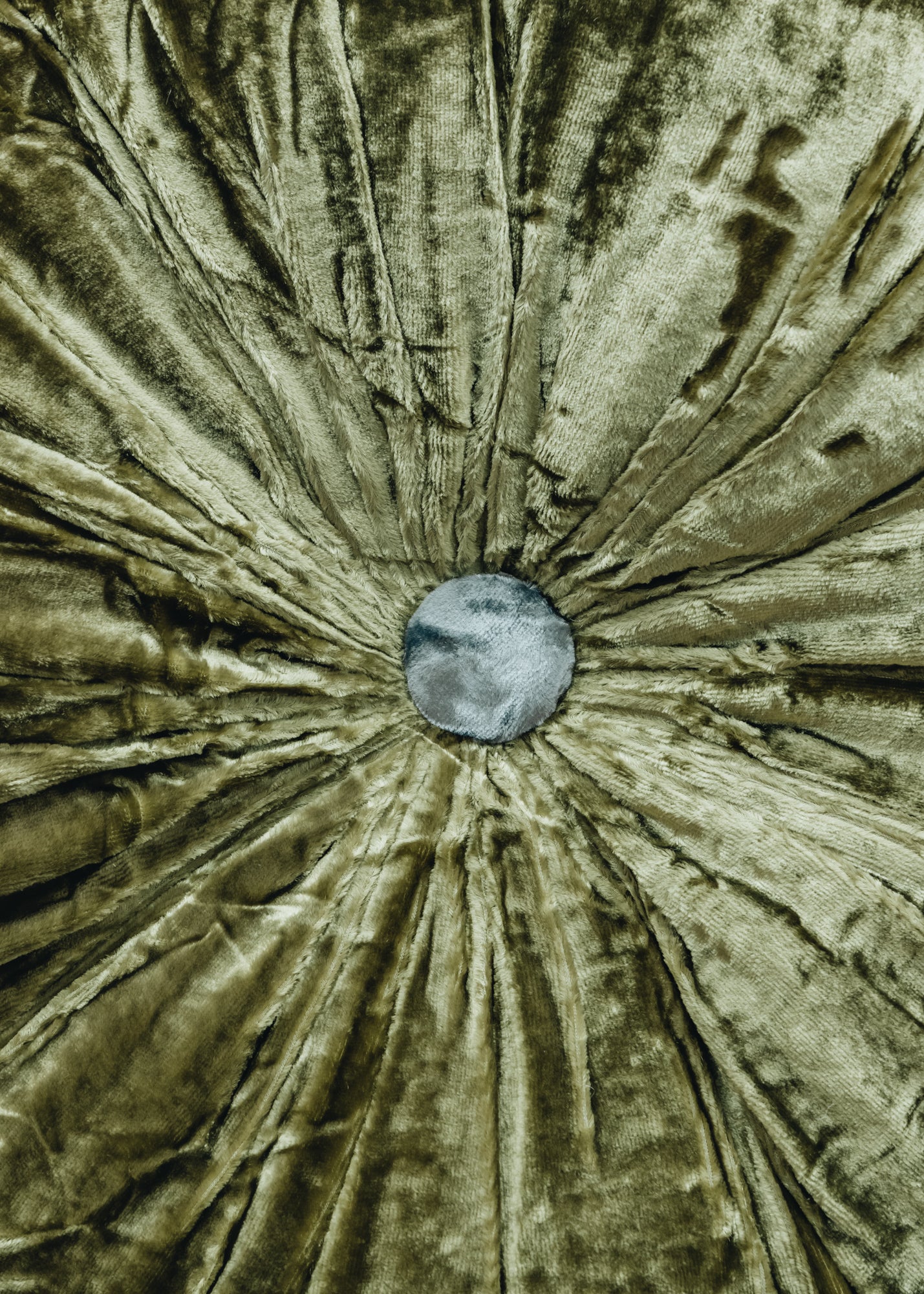 Round Velvet Cushion in Absinthe