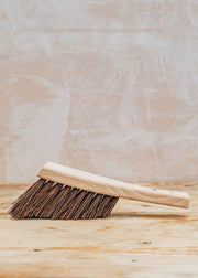 R. Russell Brush Garden Hand Brush